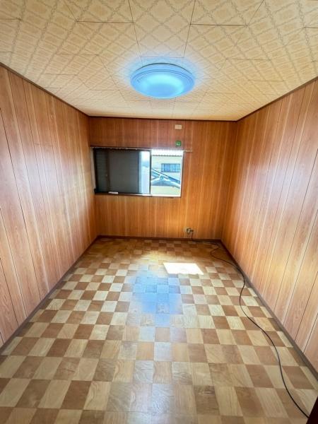 堺市中区深阪5丁　中古戸建 内観写真（リビング以外の居室）