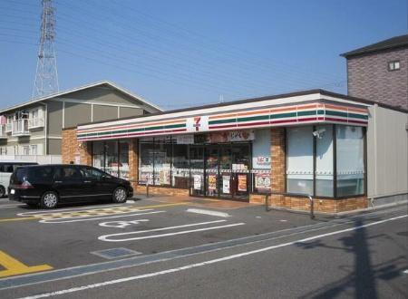 イトーピア泉北深井 コンビニ