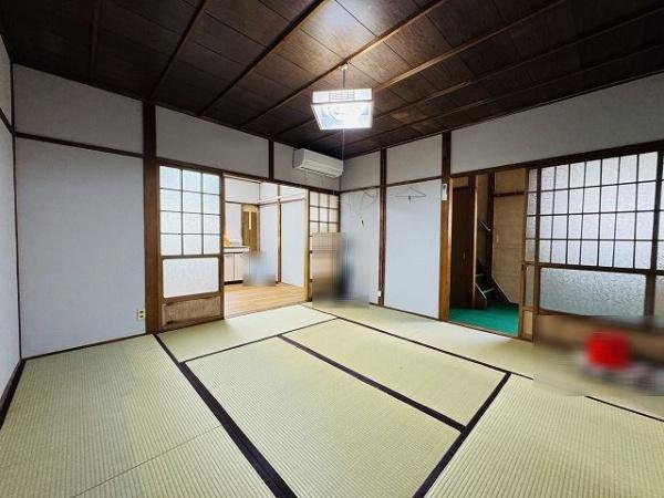 大阪市生野区桃谷2丁目　中古テラスハウス 内観写真（リビング以外の居室）