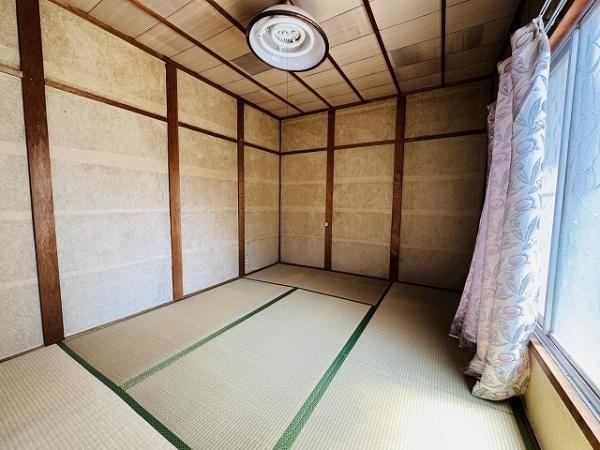 大阪市生野区桃谷2丁目　中古テラスハウス 内観写真（リビング以外の居室）