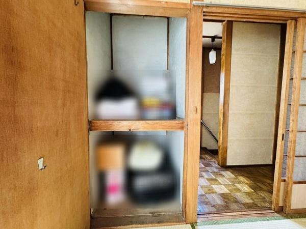 大阪市生野区桃谷2丁目　中古テラスハウス 内観写真（収納）