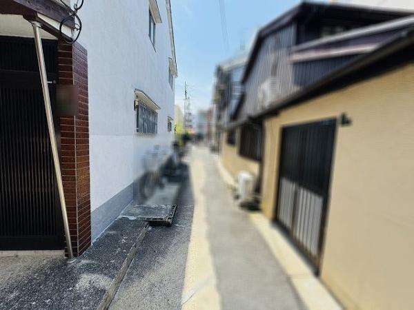 大阪市生野区桃谷2丁目　中古テラスハウス 現地写真（前面道路含む現地写真）