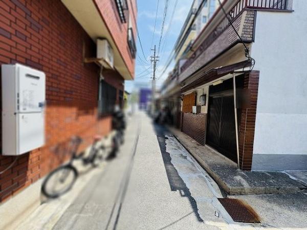 大阪市生野区桃谷2丁目　中古テラスハウス 現地写真（前面道路含む現地写真）