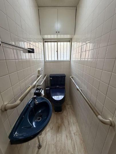 京都市伏見区深草願成町　中古戸建 内観写真（トイレ）