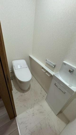 羽曳野市はびきの3丁目　中古戸建 内観写真（トイレ）