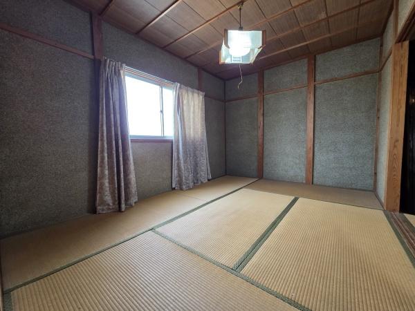 堺市北区野遠町　中古戸建 内観写真（リビング以外の居室）
