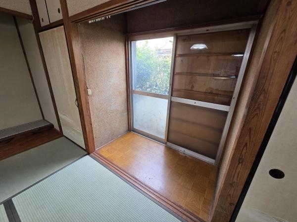 堺市北区野遠町　中古戸建 内観写真（リビング以外の居室）