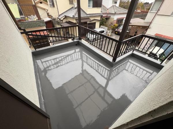 富田林市富美ヶ丘町　中古戸建 現地写真（バルコニー）