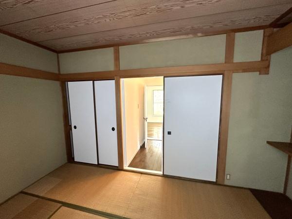大阪市住吉区墨江3丁目　中古戸建 内観写真（リビング以外の居室）
