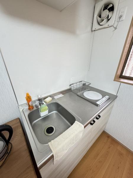 大阪市西成区天下茶屋1丁目　中古戸建 内観写真（キッチン）