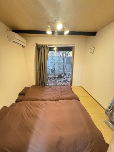 大阪市西成区天下茶屋1丁目　中古戸建 内観写真（リビング以外の居室）