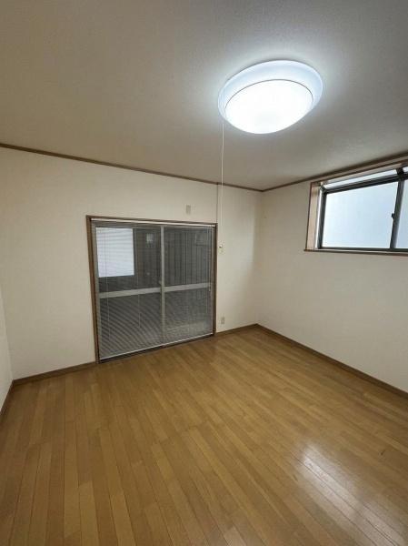 堺市東区草尾　中古戸建 内観写真（リビング）