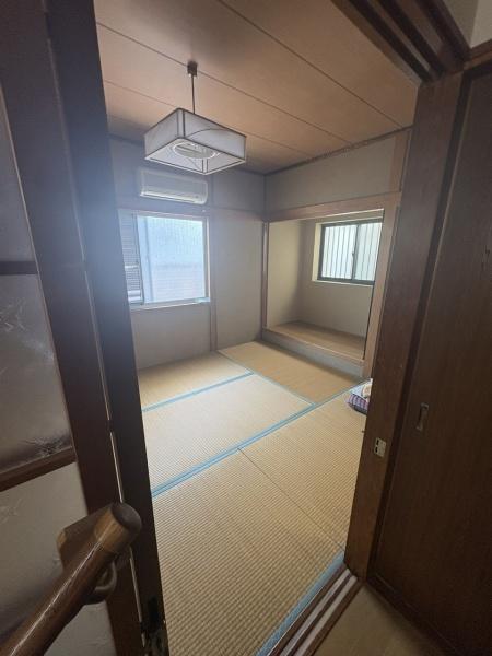 堺市東区草尾　中古戸建 内観写真（リビング以外の居室）