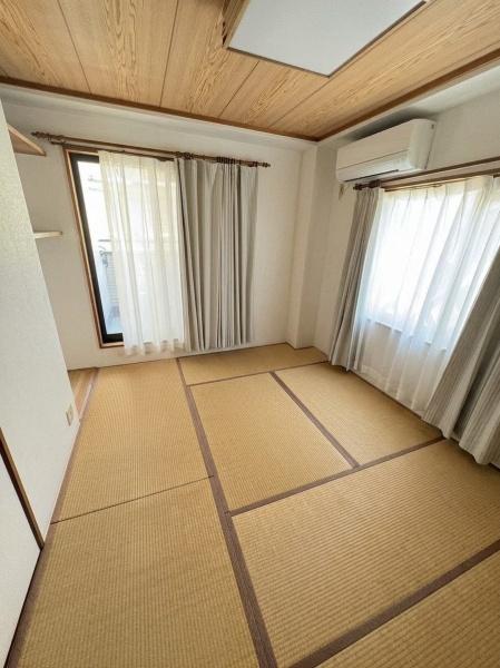 大阪市城東区諏訪4丁目　中古戸建 内観写真（リビング以外の居室）