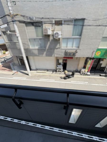 大阪市城東区諏訪4丁目　中古戸建 現地写真（バルコニー）