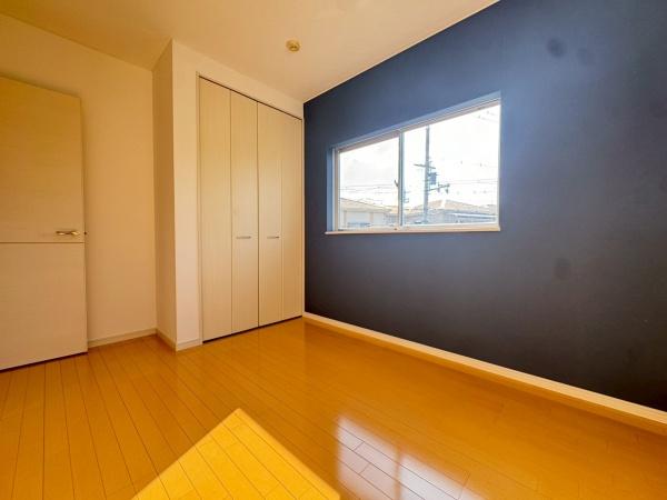 和泉市浦田町　中古戸建 内観写真（リビング以外の居室）