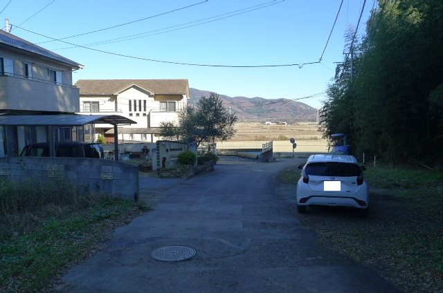 つくば市大曽根　土地 現地写真（前面道路含む現地写真）