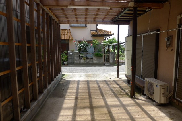 かすみがうら市稲吉南３丁目　中古戸建 現地写真（駐車場）