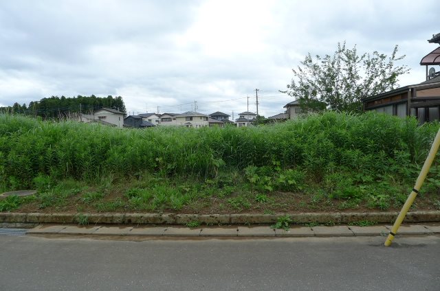 小美玉市羽鳥　土地 現地写真（前面道路含む現地写真）