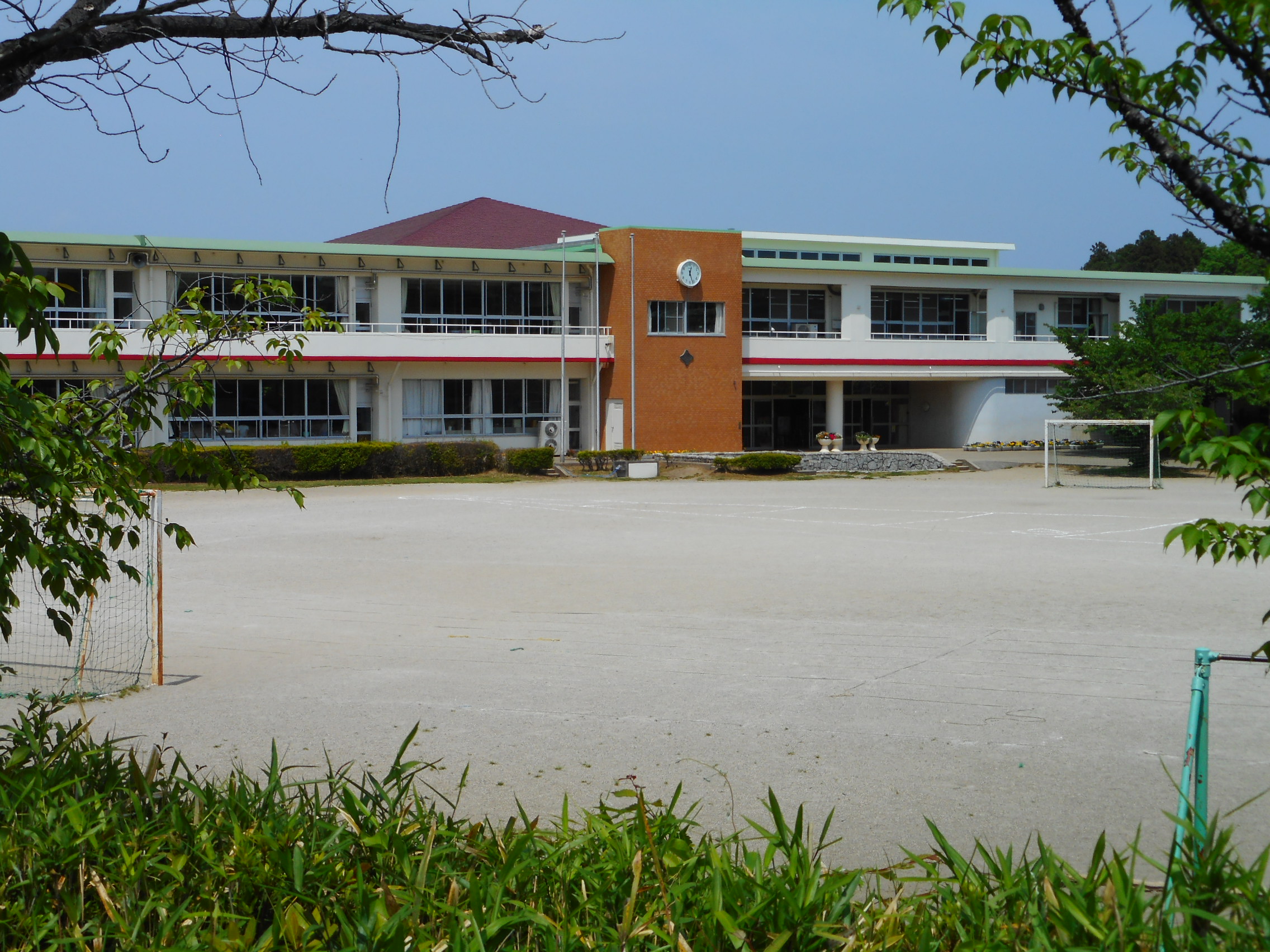 つくば市大角豆　売工場 小学校