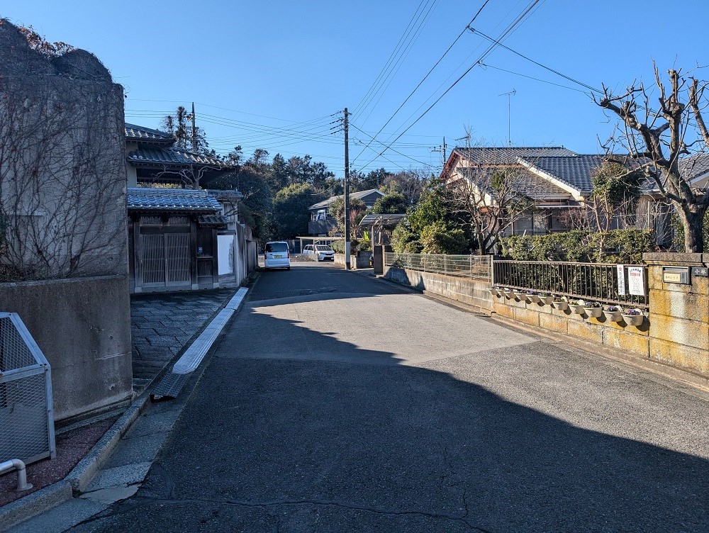 龍ケ崎市松葉４丁目　中古戸建 現地写真（前面道路含む現地写真）