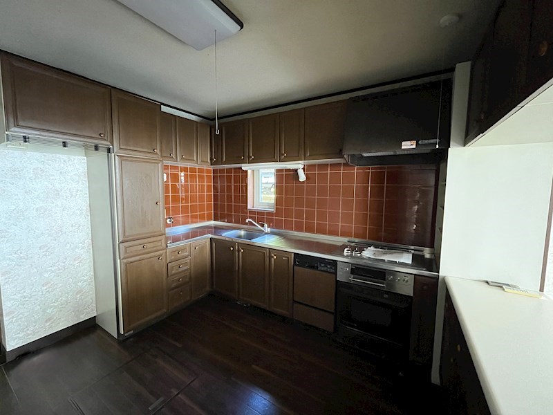 牛久市小坂町　中古戸建 内観写真（キッチン）