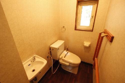 牛久市小坂町　中古戸建 内観写真（トイレ）