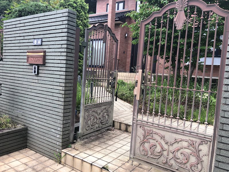 牛久市小坂町　中古戸建 現地写真（庭）
