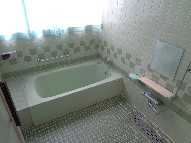 坂東市猫実　店舗付中古戸建  内観写真（浴室）