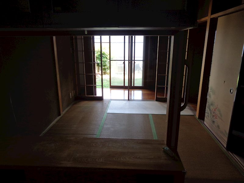 坂東市猫実　店舗付中古戸建  内観写真（リビング以外の居室）