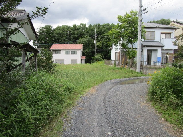 古河市諸川　土地 現地写真（前面道路含む現地写真）