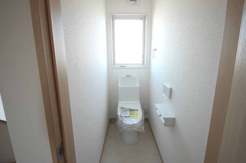 牛久市ひたち野東３丁目　中古戸建 内観写真（トイレ）