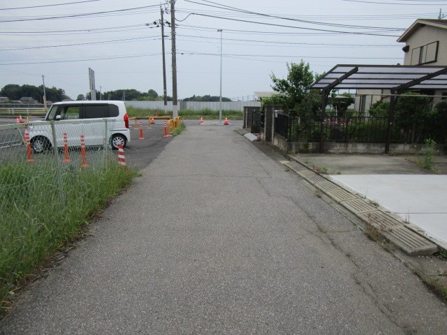 古河市下辺見　中古戸建 現地写真（前面道路含む現地写真）