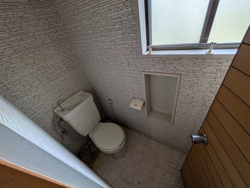 取手市東５丁目　中古戸建 内観写真（トイレ）
