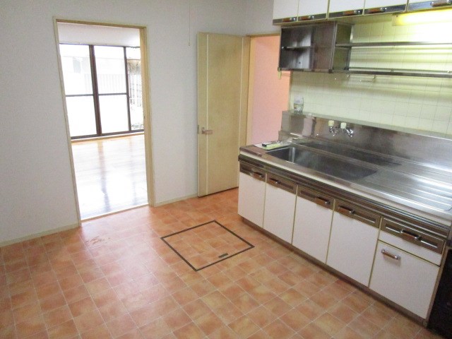 古河市三和　中古戸建 内観写真（キッチン）
