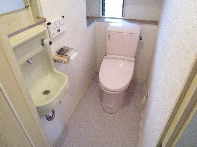 古河市三和　中古戸建 内観写真（トイレ）