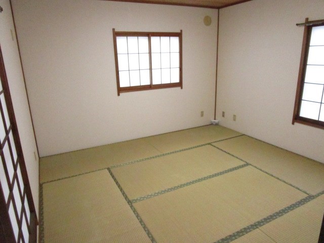 古河市三和　中古戸建 内観写真（リビング以外の居室）