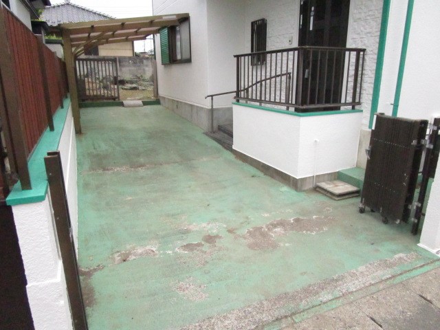 古河市三和　中古戸建 現地写真（駐車場）