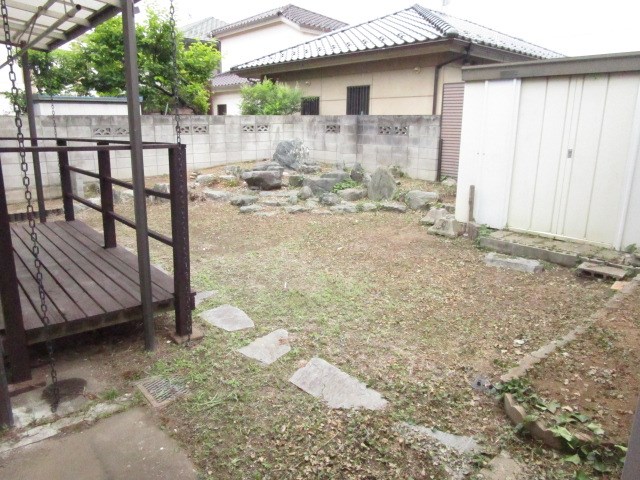 古河市三和　中古戸建 現地写真（庭）