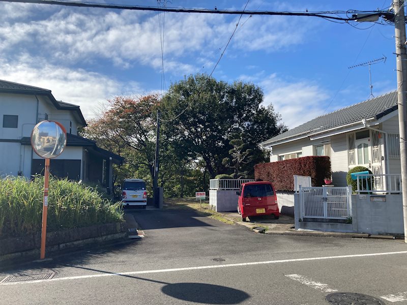 つくば市自由ヶ丘　土地 現地写真（前面道路含む現地写真）