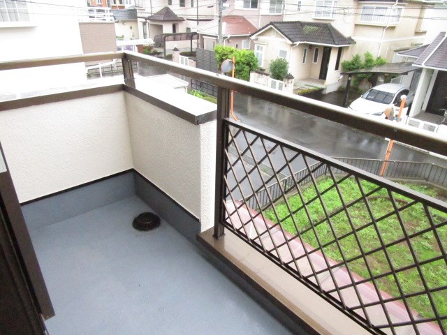 かすみがうら市稲吉南３丁目　中古戸建 現地写真（バルコニー）