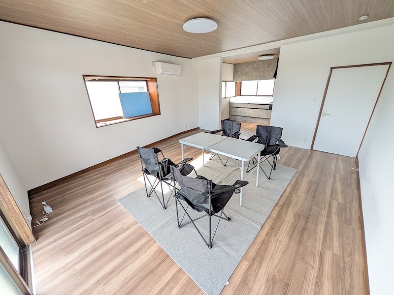 筑西市岡芹　中古戸建 内観写真（リビング）