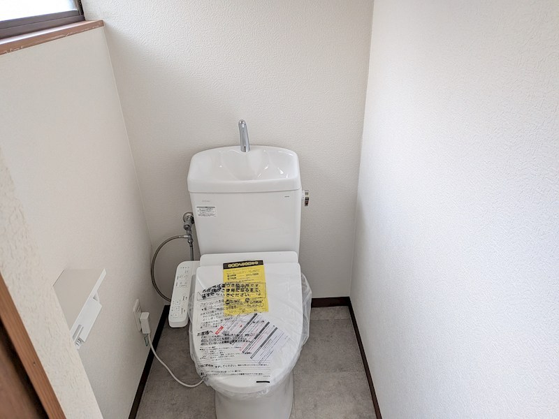 筑西市岡芹　中古戸建 内観写真（トイレ）