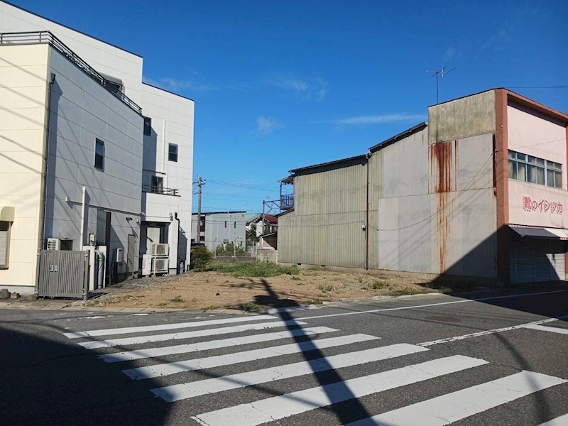 土浦市荒川沖東1丁目 土地 現地写真（前面道路含む現地写真）