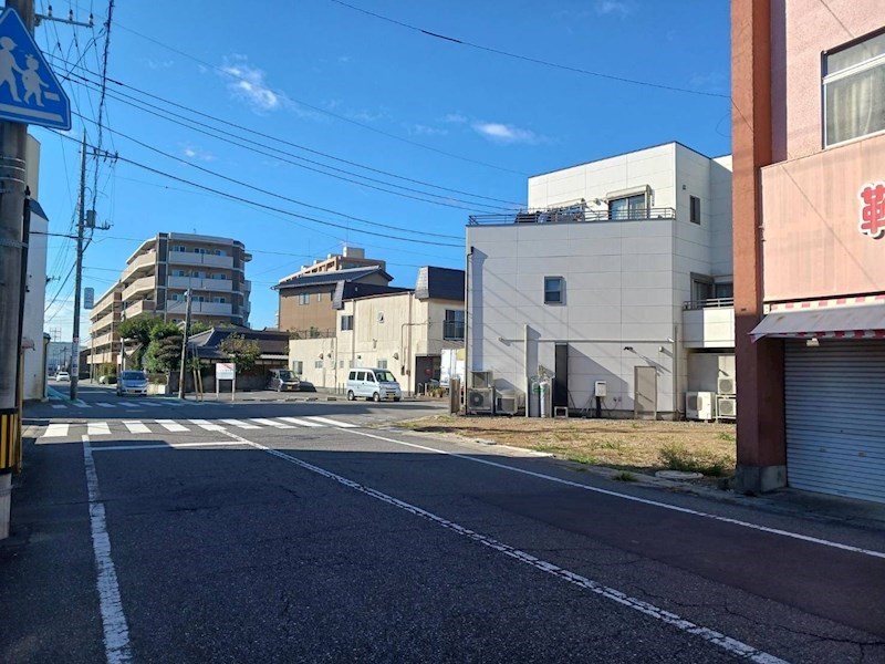 土浦市荒川沖東1丁目 土地 現地写真（前面道路含む現地写真）
