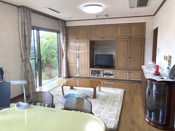 ひたちなか市中根　中古戸建 内観写真（リビング）