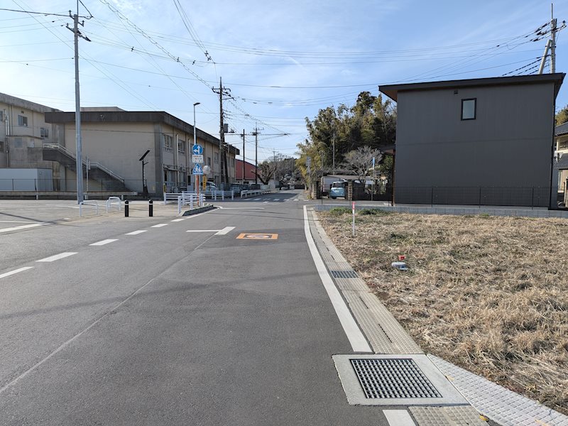 阿見町荒川本郷　C’s place分譲地Ⅱ　１号地 現地写真（前面道路含む現地写真）