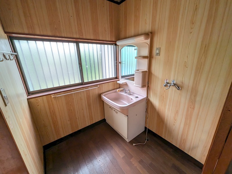 坂東市大口　中古戸建 内観写真（洗面台・洗面所）