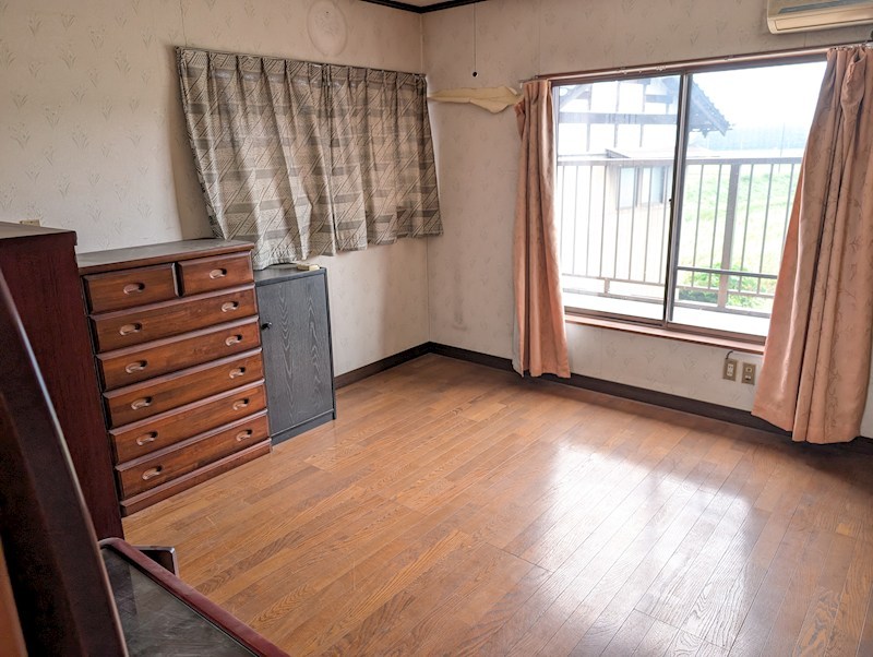 坂東市大口　中古戸建 内観写真（リビング以外の居室）