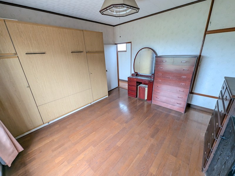 坂東市大口　中古戸建 内観写真（リビング以外の居室）